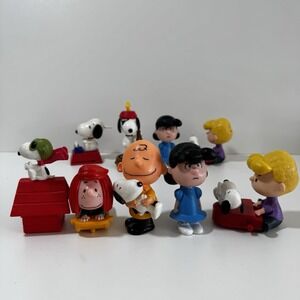 Snoopy PEANUTS McDonald's 2015 2018 Lot Charlie Flying Aces Typewriter Piano